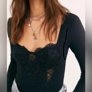Sweetheart Lace Panel Top